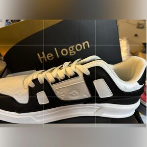 White Men's Sneakers NIB 47